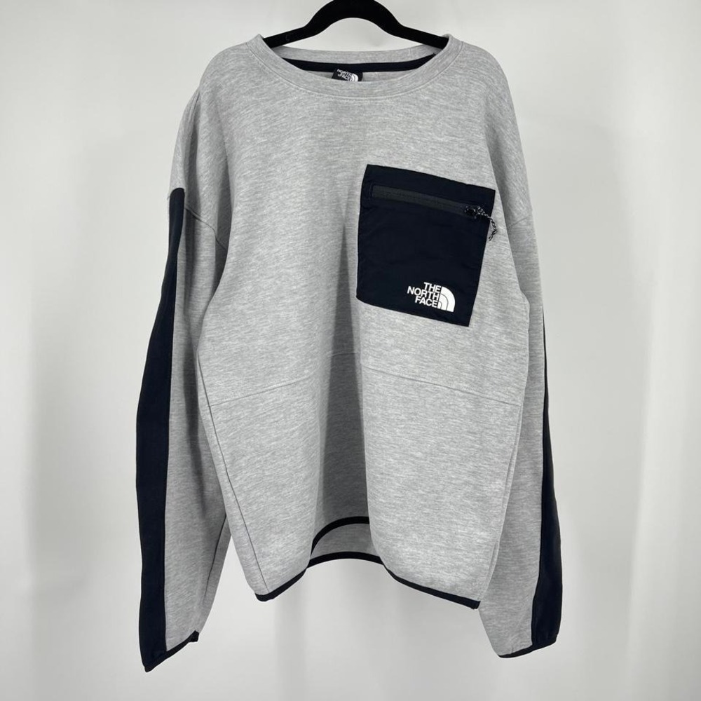 The North Face Tech Crewneck Sweater Small Gray Oversized Casual Gym Athleisure